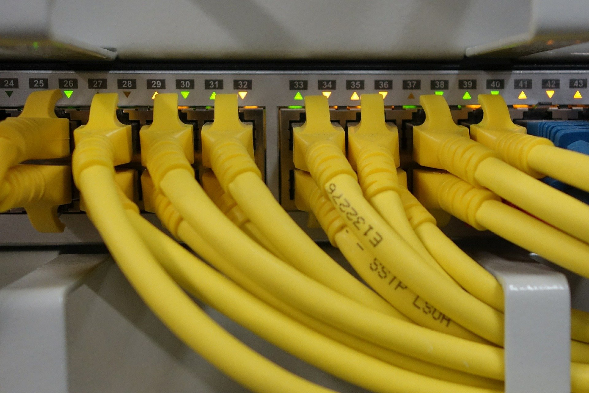 SITE SERVICES & CABLING